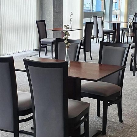 St James Hotel Grimsby Bagian luar foto